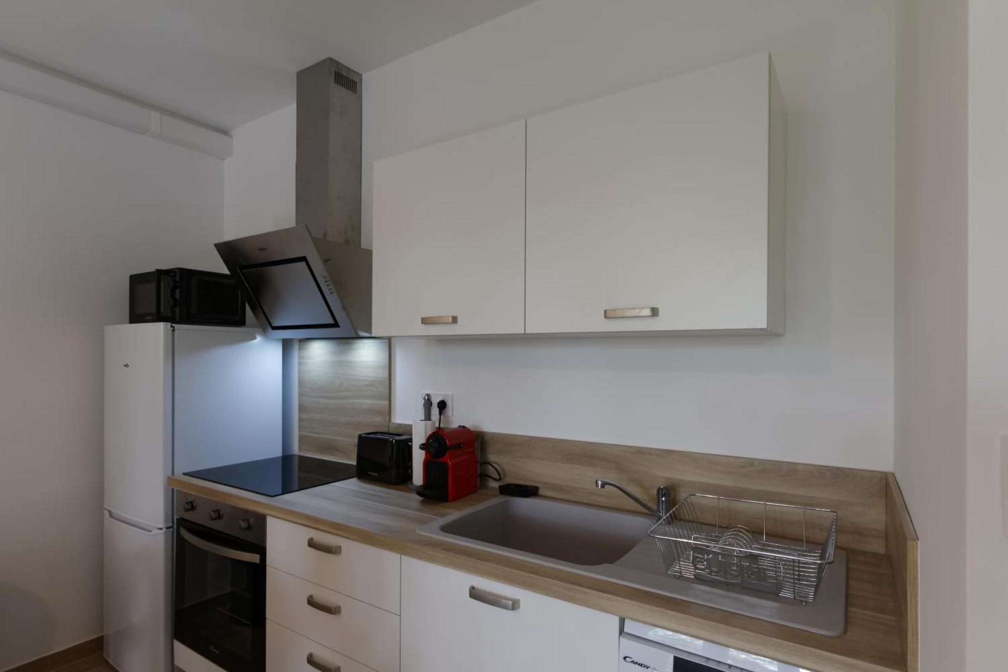 028- Chu Hopital, Appart 2Chambres, Parking, Tram Montpellier Buitenkant foto